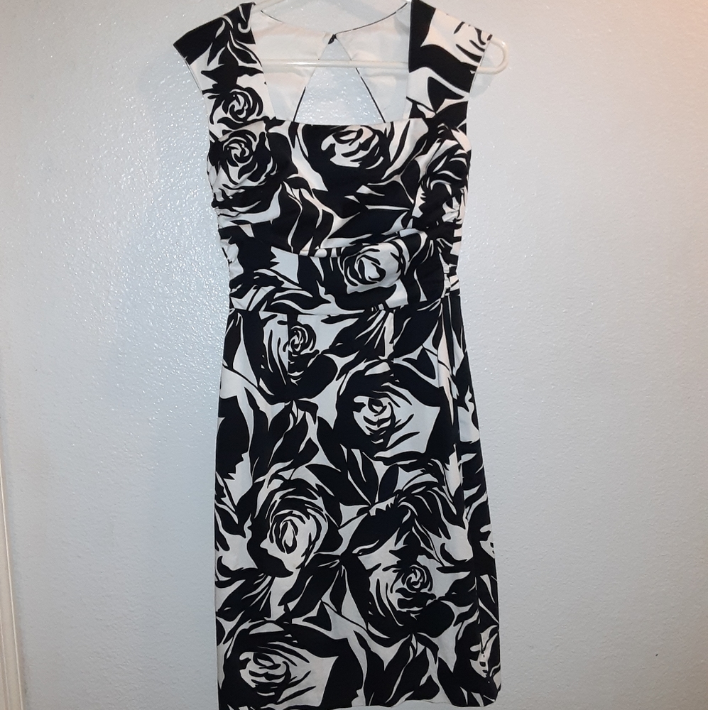 White House Black Market Black and white rose dress